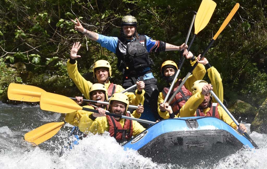 Vivi il tuo Ferragosto 2026 sul fiume Lao!