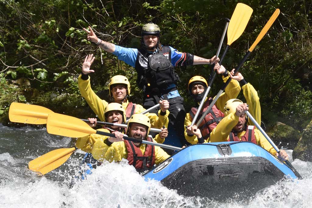 Vivi il tuo Ferragosto 2026 sul fiume Lao!